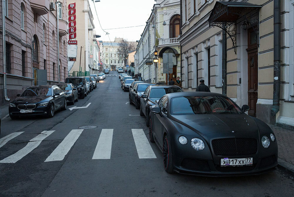 Дорогие тачки в москве