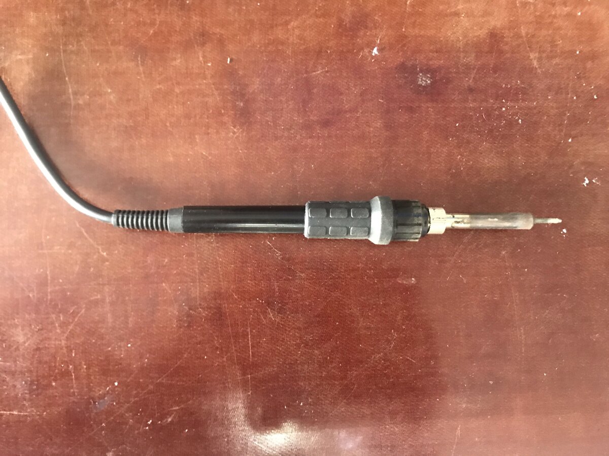 Паяльная станция ELEMENT 878D