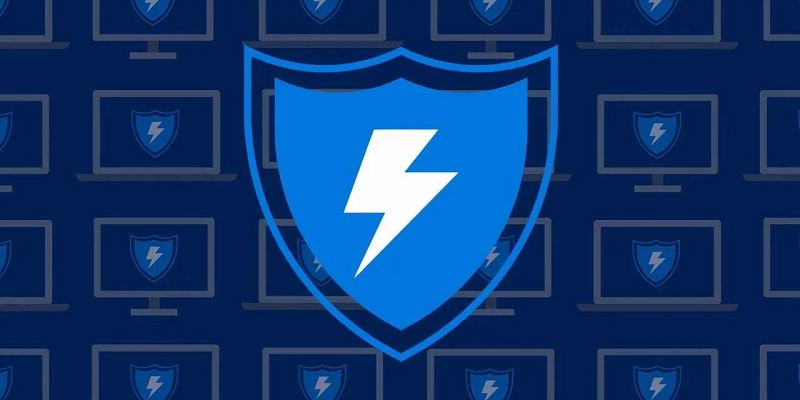 0

Такая проблема была замечена после установки апдейта для Microsoft Defender версии 1.1.18100.5, и, к чести компании, она была достаточно быстро поправлена — 6 мая был выпущен апдейт 1.1.18100.6, в котором генерация таких файлов прекращена. Поэтому всем пользователям Windows 10 имеет смысл это обновление поставить — в противном случае место на небольших SSD из-за сбоя может быстро кончиться.

Windows 10 поставляется со встроенным антивирусом Microsoft Defender, который обеспечивает достаточную для большинства пользователей защиту системы. И, разумеется, Microsoft его постоянно обновляет, и не всегда удачно.Так, некоторые пользователи стали жаловаться, что этот антивирус стал создавать файлы весом в 2 КБ в папке Program Data\Microsoft\Windows Defender\Scans\History\Store. Даже сотня таких файлов едва ли была бы заметна, однако проблема в том, что антивирус создает их временами миллионами штук, что может занять до нескольких десятков гигабайт на диске, а процесс их удаления растягивается на часы.