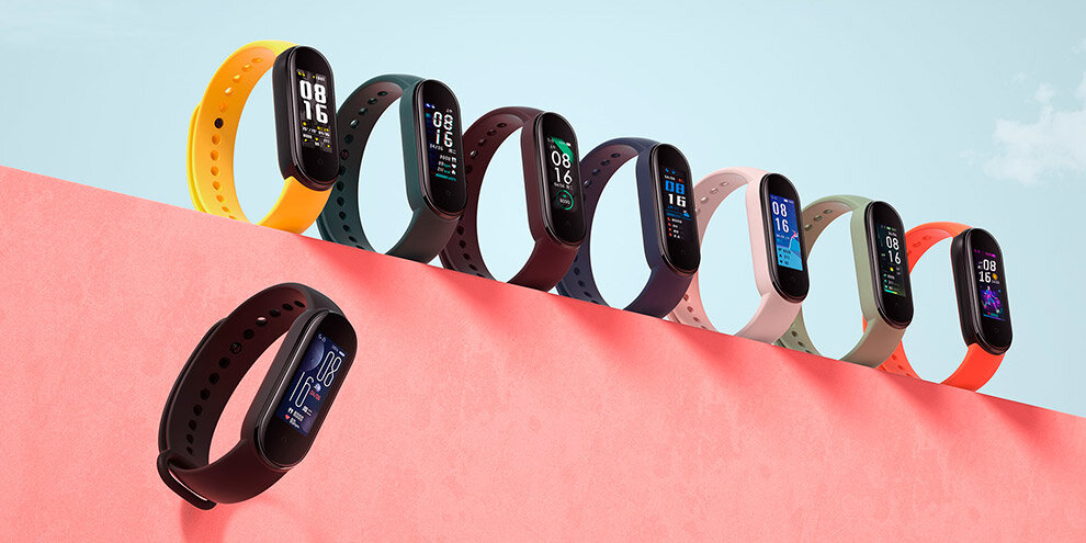 Что лучше? mi band 5 или mi band 6?