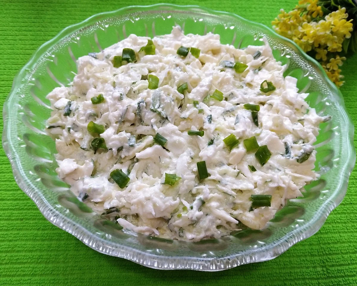 Нежный и вкусный салат "Ешь и худей".