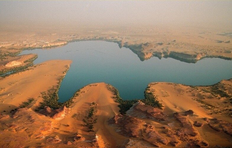 Озеро которое не относится к африке