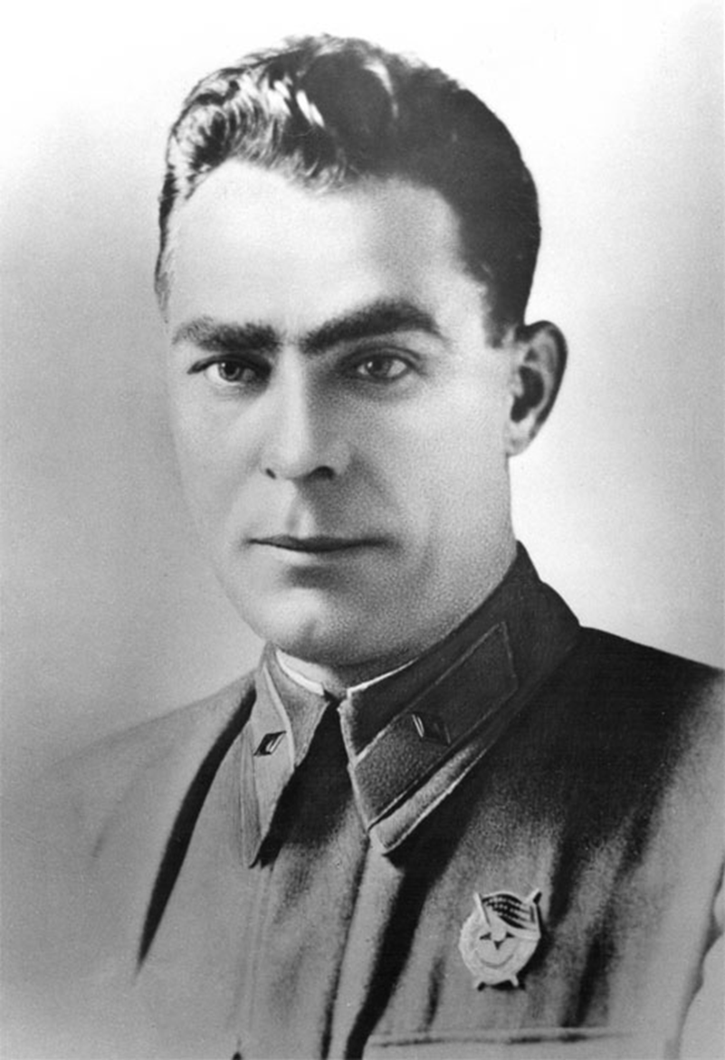 Брежнев в молодости