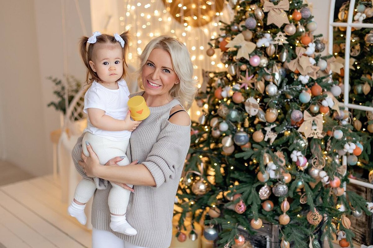 Олеся с Надей, Новый год 2022