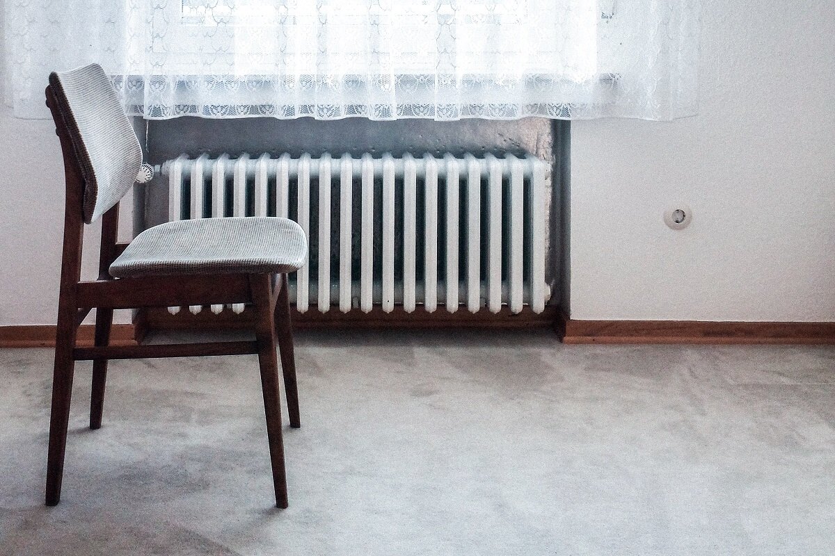 Старые радиаторы нужно менять.  Фото: unsplash.com