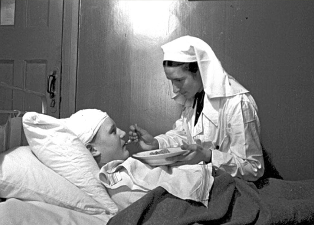 Благов медсестра. Сестры милосердия ВОВ.
