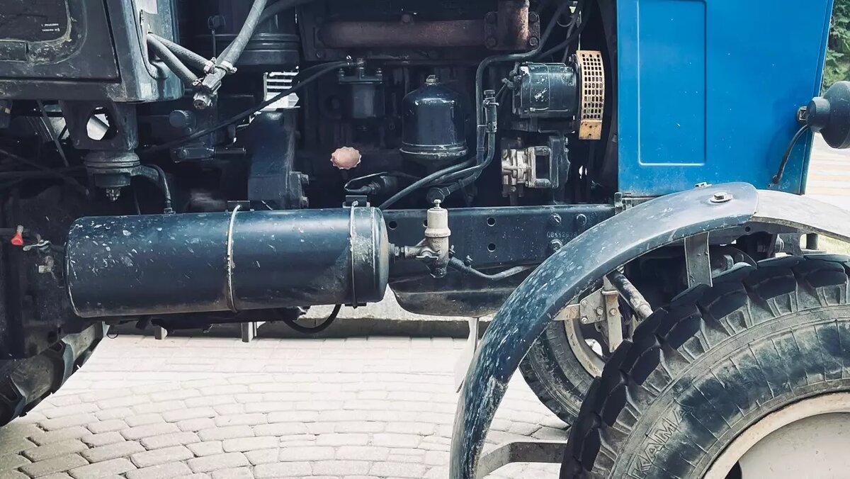     В Ярковском районе в прошлое воскресенье произошел несчастный случай. Местный депутат задавил ребенка, он скончался.