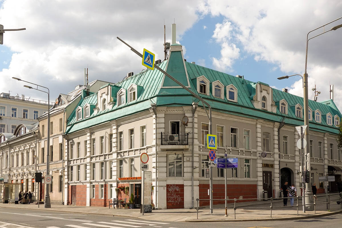 Земляной вал, 58