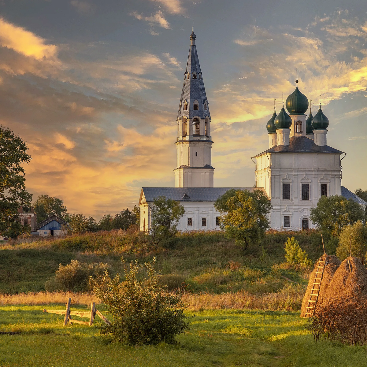 Ярославская область 1. Село Осенево Ярославской области. Деревня Осенево Ярославская область. Село Осенево храм. Село Осенево Ярославская.