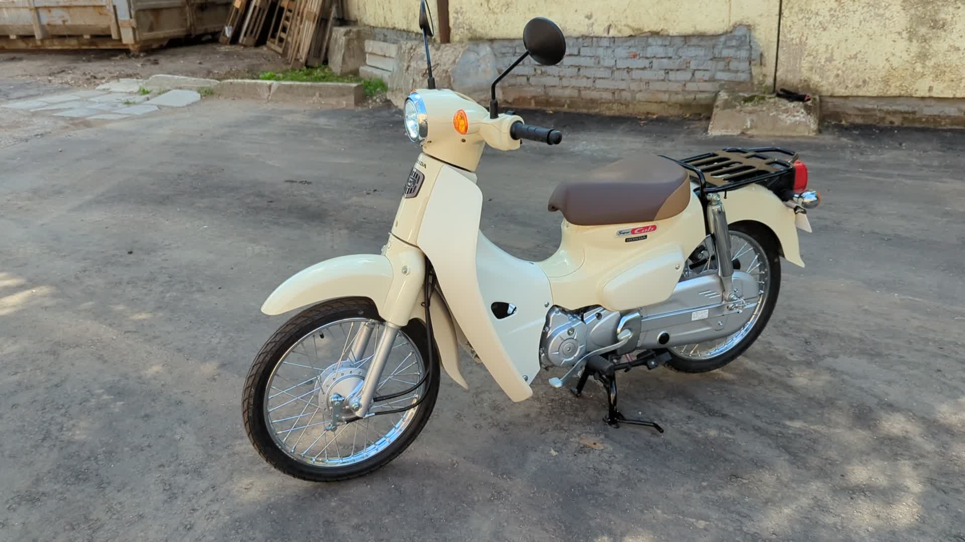 Honda super Cub c50 грузовой