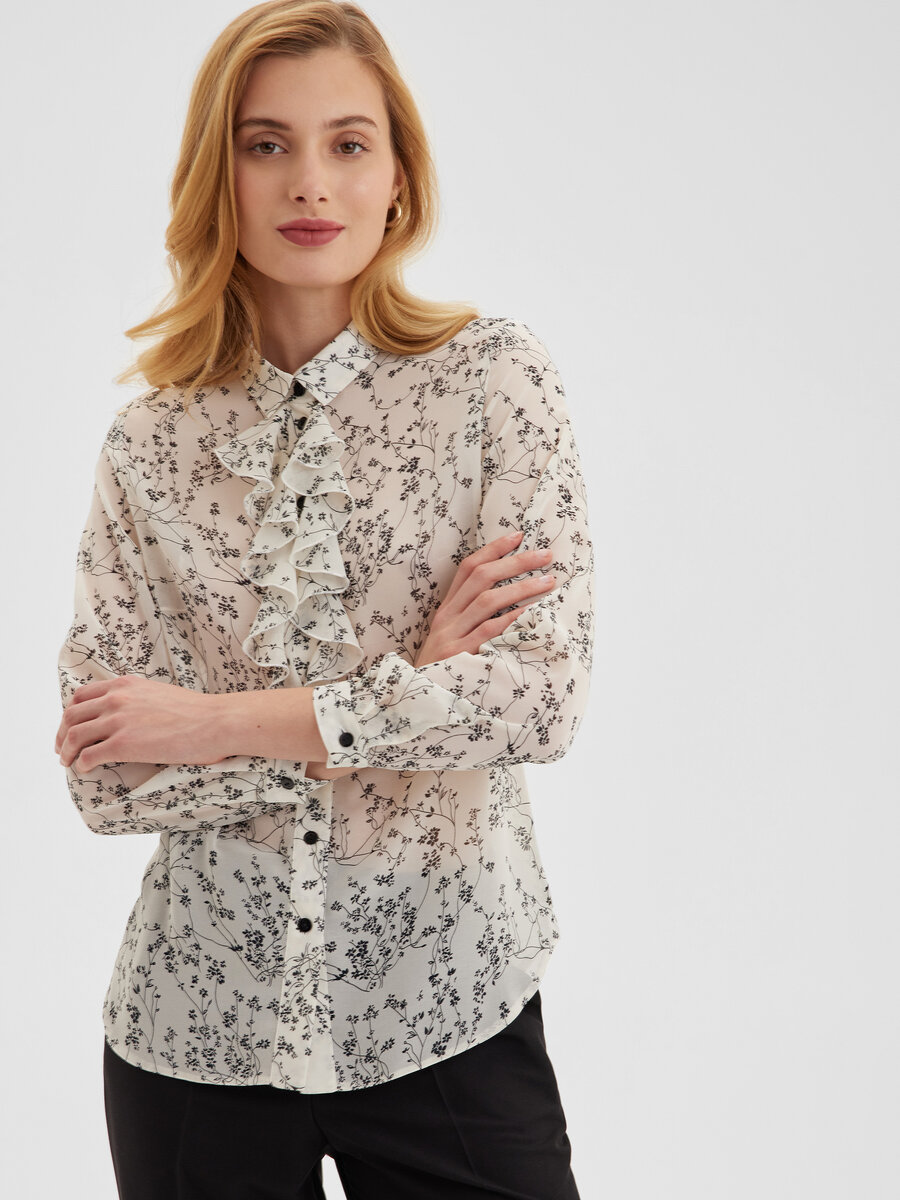 Блузка: 3 990 руб. Модель: 88180102-6. Артикул ткани: СВ112
Состав: 50% вискоза, 50% полиэстер