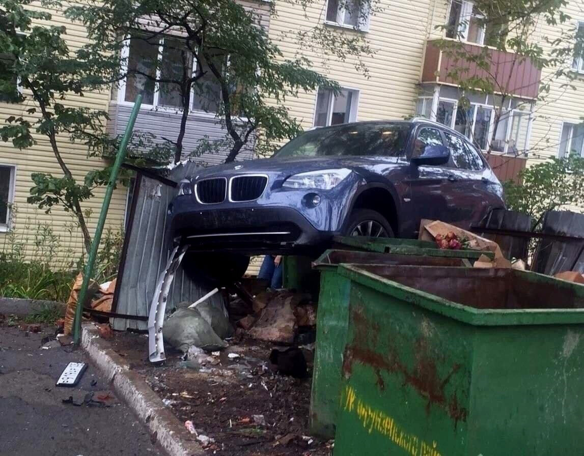 Хорошая и базовая смешная картинка для любителей традиционных ценностей и тех кто любит родину)