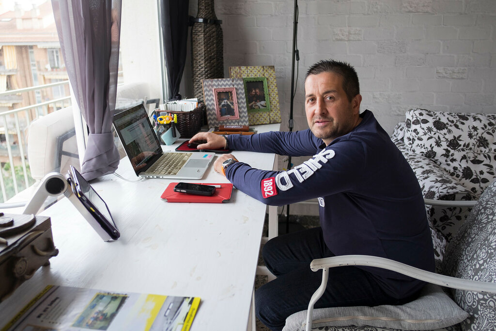 Знакомьтесь, это бизнесмен из Казахстана, который на своем примере реализовал американскую мечту многих наших сограждан.

