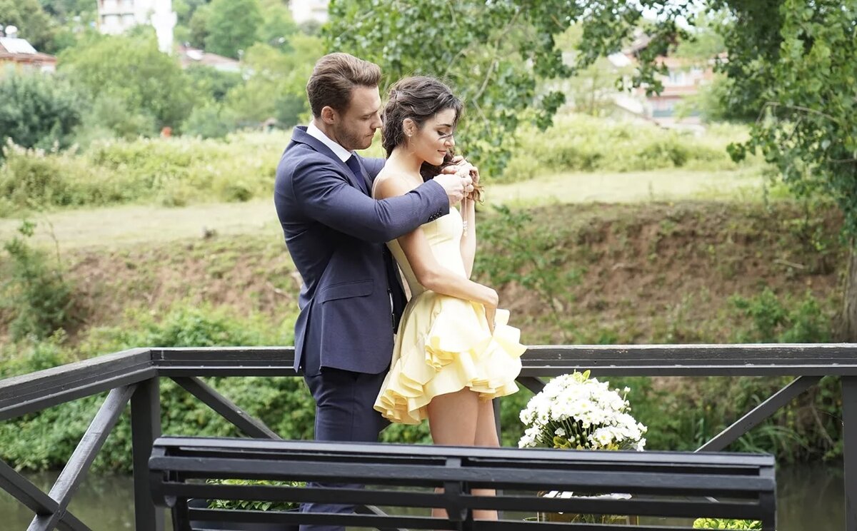 Сериал «Постучись в мою дверь»