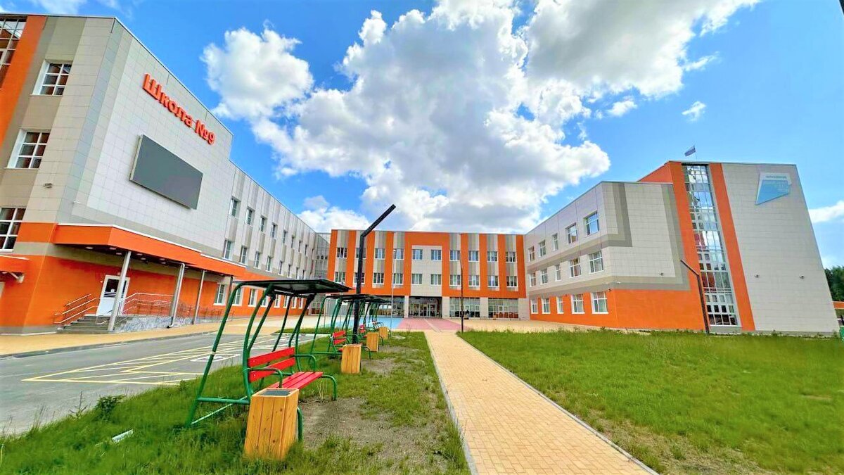    В округе реализовано уже более 200 проектов из Карты развития Югры