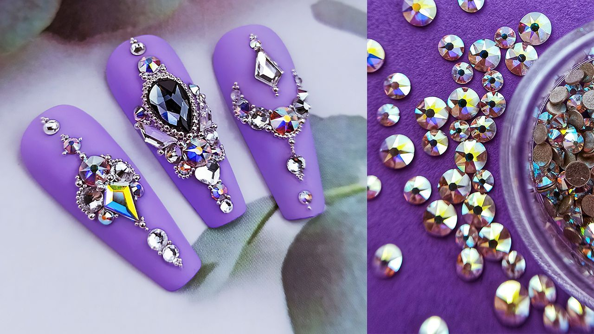 Маникюр со стразами