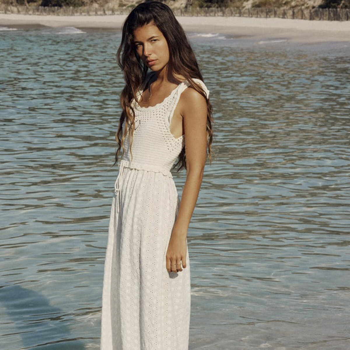 Фото взяты с официального интернет-магазина https://www.zara.com/