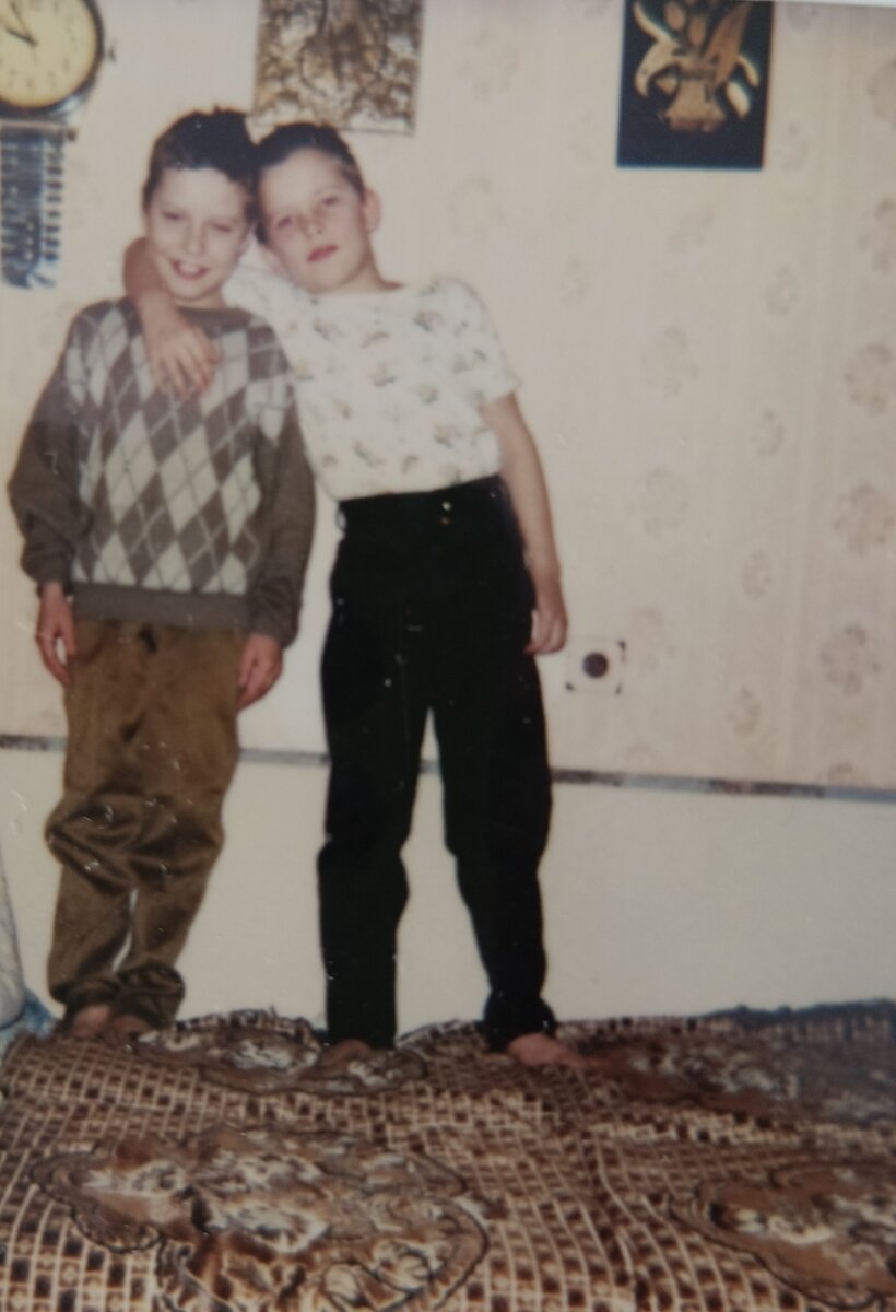 Мои сыновья. Слева – старший Алексей, а справа – младший Иван. 