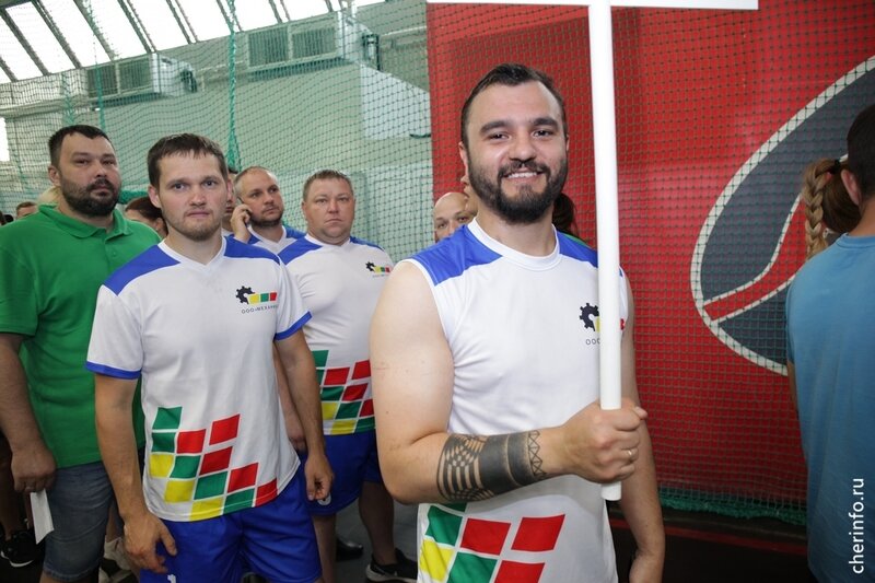    Областная спартакиада проводится перед Днем строителя. В состязаниях участвуют шесть команд из Череповца и три из Вологды, всего 120 человек