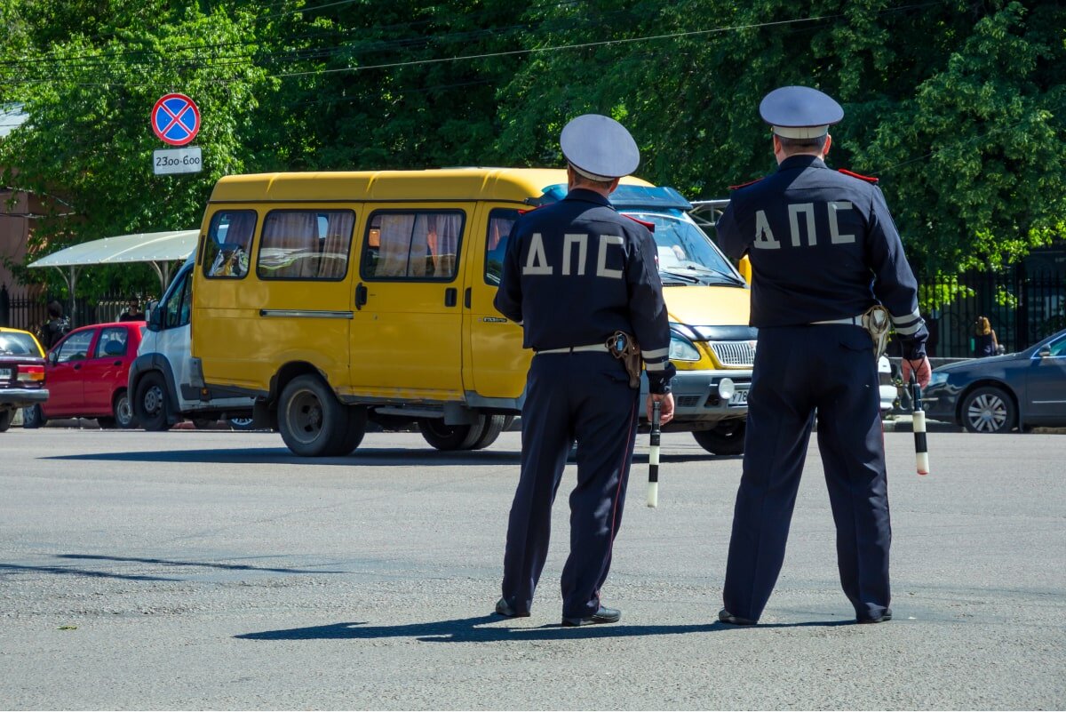    На дороге стоит помнить пословицу «тише едешь — дальше будешь»