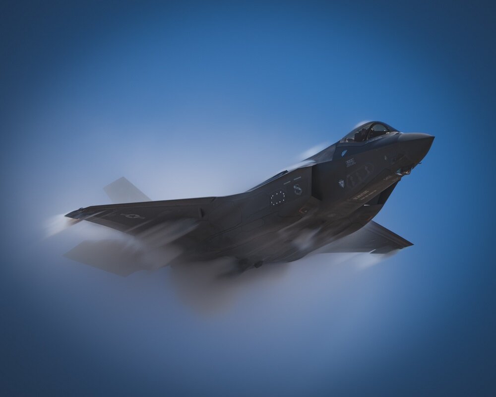 Американский истребитель невидимка f 35. Самый современный истребитель. Самый современный истребитель CIF. Японские истребители современные.