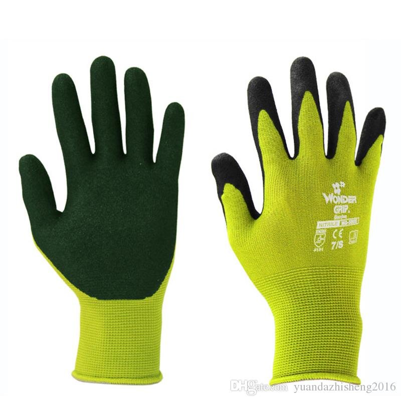 резиновые перчатки