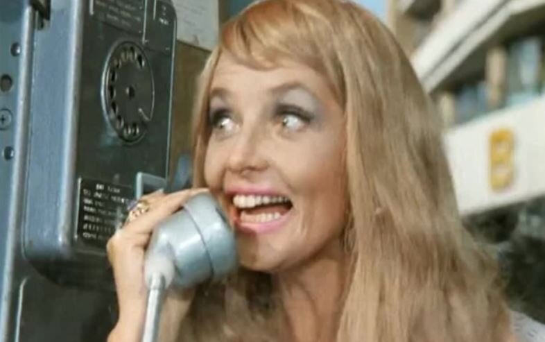 Алло! Галочка? Ты сейчас умрёшь! Кадр из кинофильма "Иван Васильевич меняет профессию"