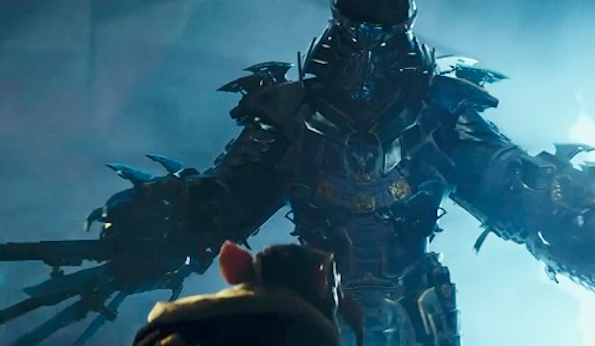 Уильям Фихтнер хороший актер, но вот костюм - помесь Мегатрона и Фредди Крюгера... 