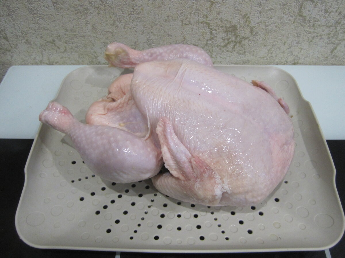 Можно варить замороженную курицу. Курица тушка. Замороженная курица. Размораживание курицы.