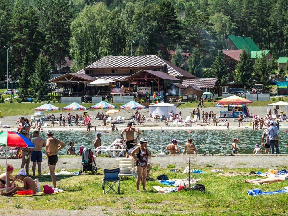 База «Бирюзовая Катунь». Фото: kovaler.livejournal.com