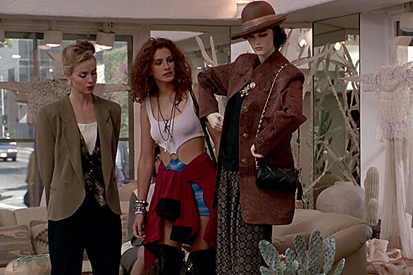 
В 1990 году на экраны вышел фильм «Красотка», прославивший Джулию Робертс, где она сыграла девушку, продающую любовь за деньги. Он об отношениях Вивиан с финансовым магнатом Эдвардом Льюисом (Ричард Гир).