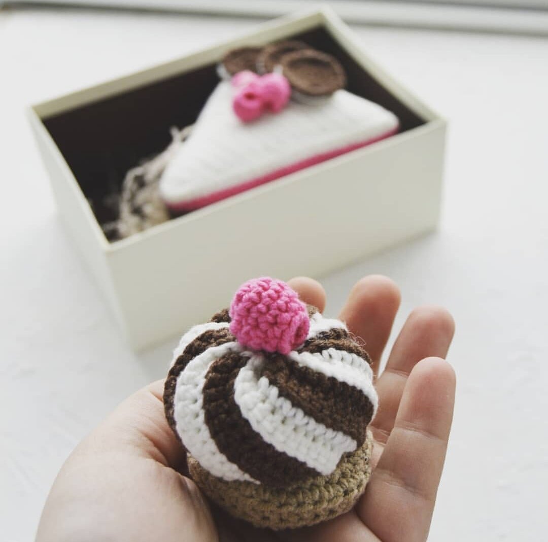 Автор Елена Самойлова, @helens_toy