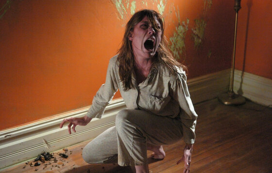 Кадр из фильма "Шесть демонов Эмили Роуз"