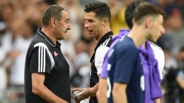 Фото: juventus.comКак утверждает Tuttosport, итальянский тренер хочет, чтобы португалец забил в нынешнем сезоне 40 голов и больше в чемпионате Италии.
