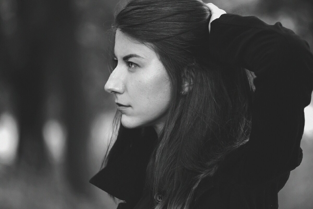 Волосы были ниже лопаток 