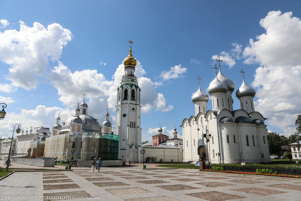 Церковь Воскресения на ленивой площадке Вологда. Онлайн время Вологда.