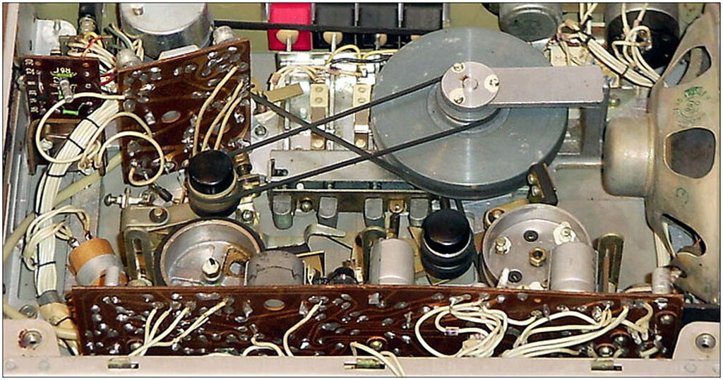 Романтик-3, портативный катушечный магнитофон, 1969 год | "МАГИЯ РЕТРО ...