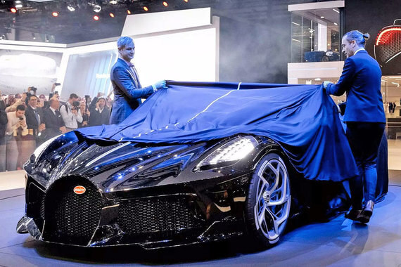 BugattiФранцузская Bugatti, входящая в группу Volkswagen, представила на автосалоне в Женеве новый суперкар La Voiture Noire 