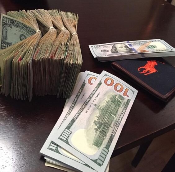 Хочешь также? Подписывайся на мой блог и узнай как делать деньги легко и с удовольствием!