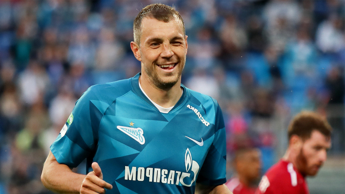 Артём всегда в отличном настроении в этой команде