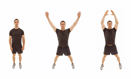 1.  Встаем ровно. Ноги на ширине плеч. В руках держим гантели. Затем  начинаем выполнять упражнение «прыжки джека». Делаем в 3 подхода по  12-15 раз. Совет: для лучшей прокачки тела, можно надеть утяжелители для ног. В чем польза упражнения: повышает выносливость, укрепляет дыхательную систему, прорабатывает мышцы рук, плеч, ног. Ускоряет процесс жиросжигания во всем теле.