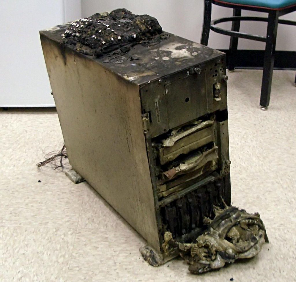 Сгоревший компьютер...