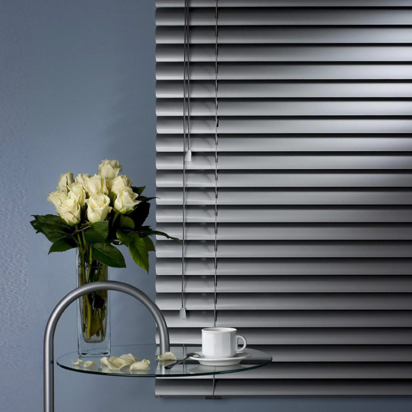 Источник фото: https://www.shadesblindsshutters-nh.com