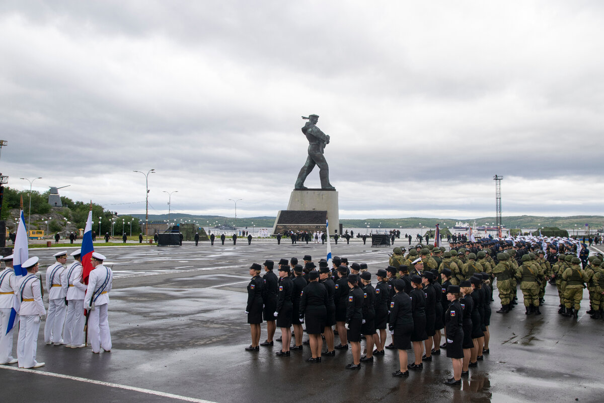 Какая погода в североморске. Парад в Североморске 2022. Североморск столица Северного флота. "День Северного флота" парад в Североморске. День ВМФ Североморск 2022.