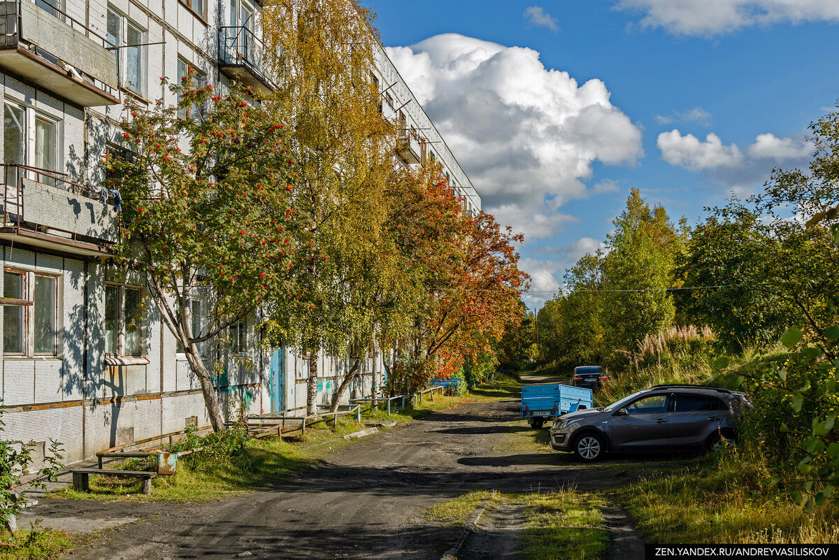 Бананы, кокосы, апельсиновый рай — это вам не сюда. Как на Кольском  полуострове умирает посёлок с забавным названием Африканда | Путешествия и  всего по чуть-чуть | Дзен