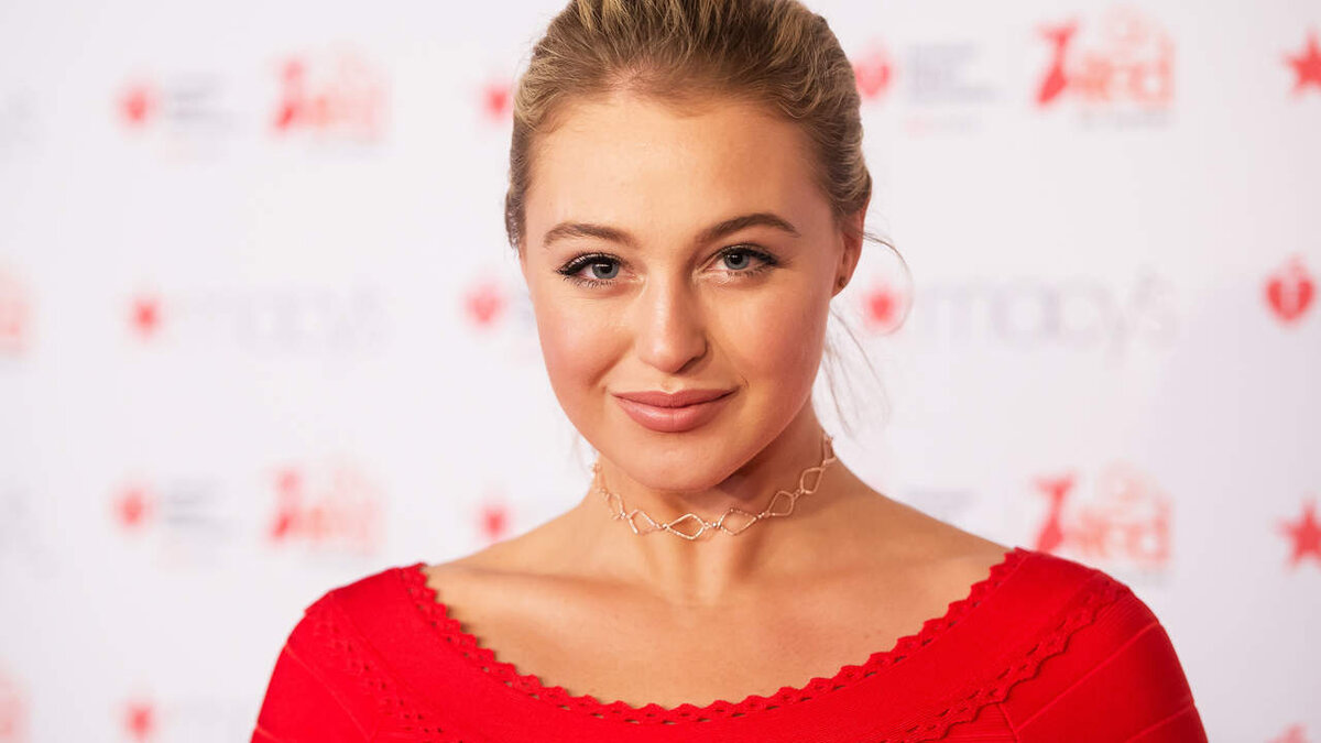 Искра Лоуренс