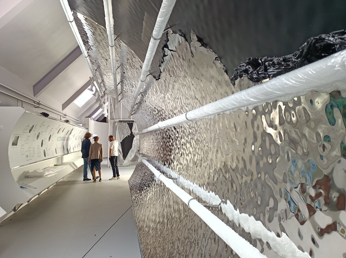 Руководители команды PRIDUM Никита Сазонов и Анна Раздобурдина с архитектором проекта Константином Васильевым