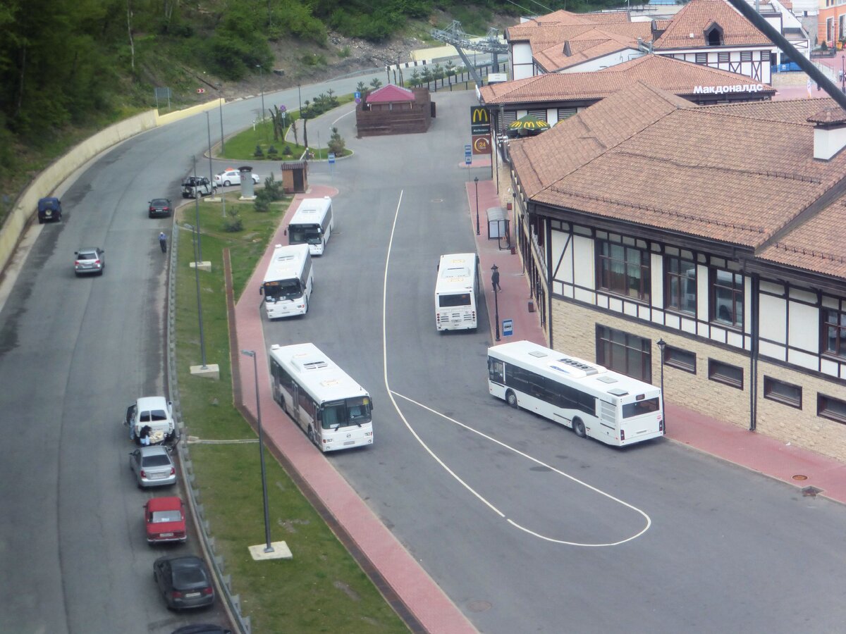 Автобусная остановка "Роза Хутор"