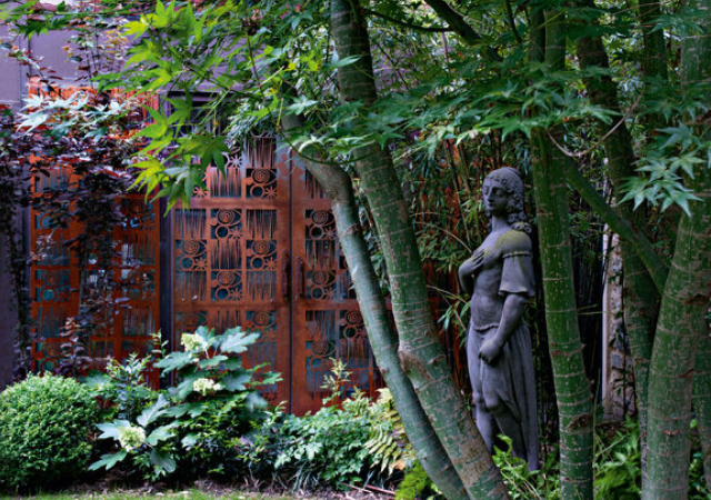 Роскошный сад Жерара в Париже (https://www.admagazine.ru)