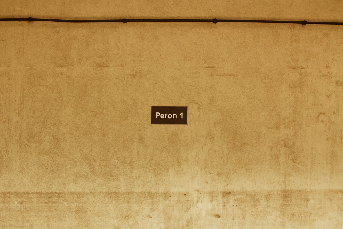 Sedef Sebuktekin- Kayboluyorum